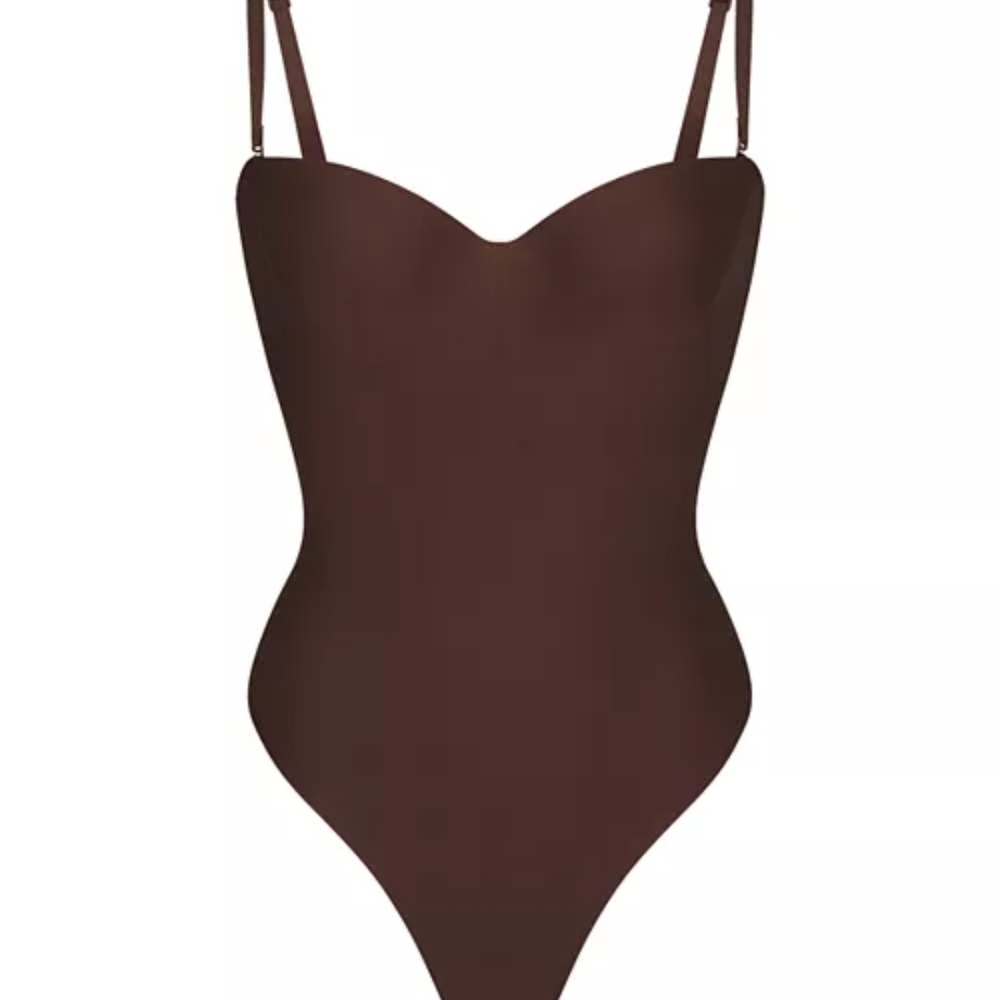 Elegant Brown Women's Swimsuit - Picture 5 of 5